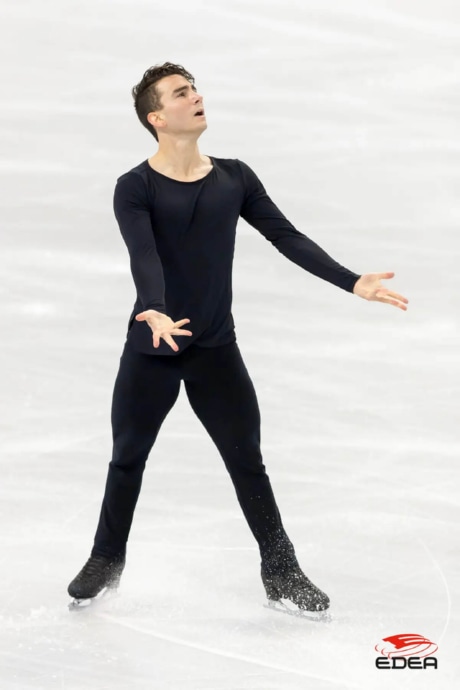 Ice Gallery Skates U.S.